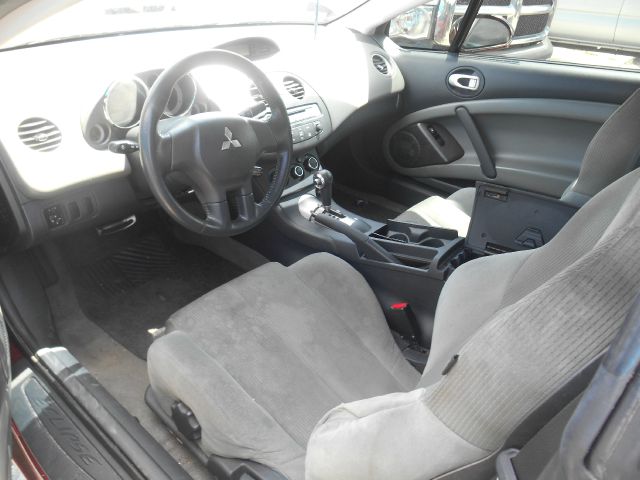 Mitsubishi Eclipse 2007 photo 4