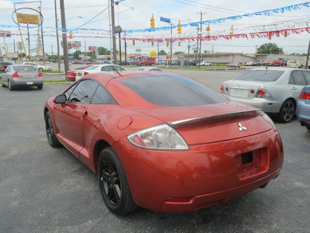 Mitsubishi Eclipse 2007 photo 11