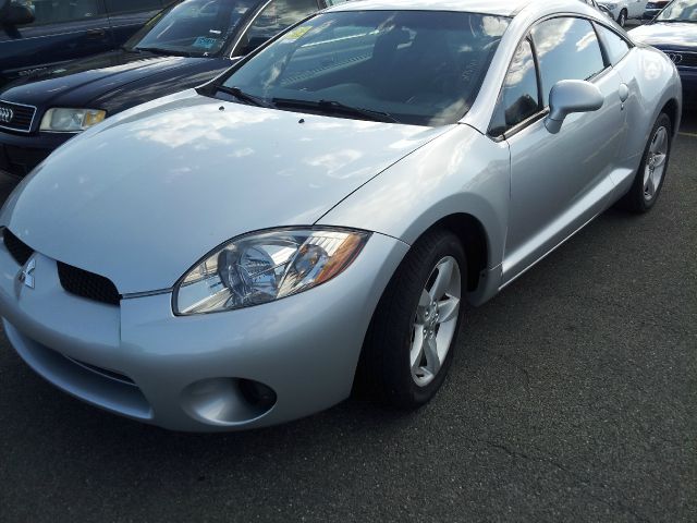 Mitsubishi Eclipse 2007 photo 4