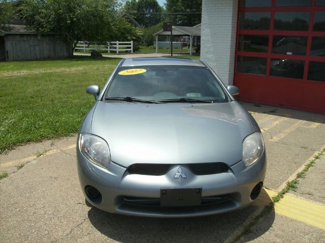 Mitsubishi Eclipse 2007 photo 4