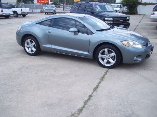 Mitsubishi Eclipse 2007 photo 4