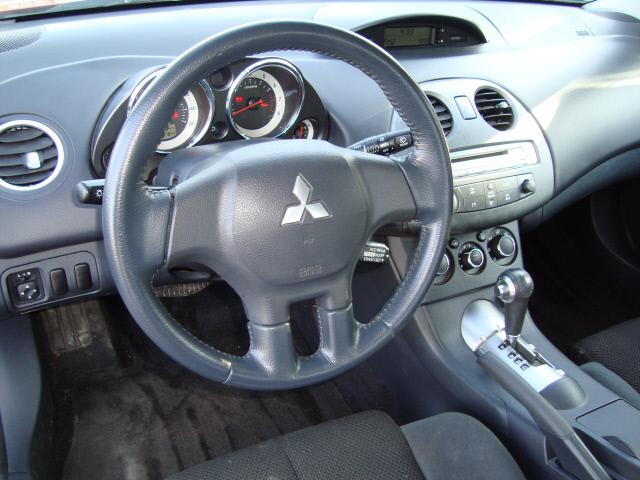 Mitsubishi Eclipse 2007 photo 4