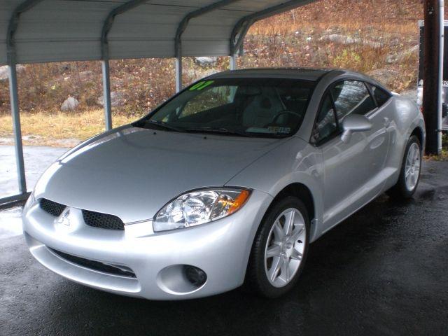 Mitsubishi Eclipse SE Hatchback