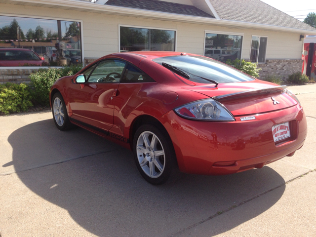 Mitsubishi Eclipse 2008 photo 2