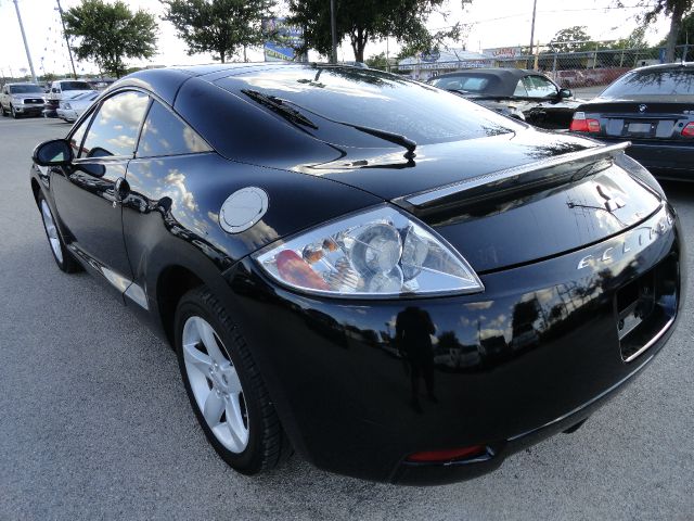 Mitsubishi Eclipse 2008 photo 2