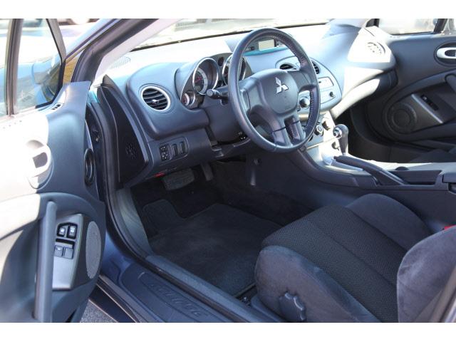 Mitsubishi Eclipse 2008 photo 3