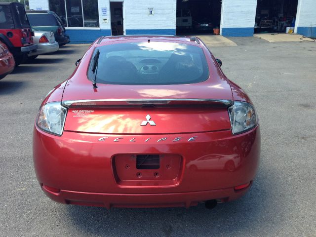 Mitsubishi Eclipse 2008 photo 3