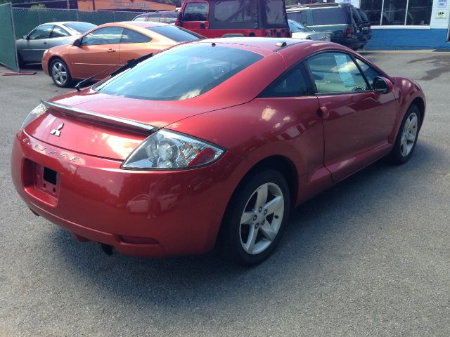 Mitsubishi Eclipse 2008 photo 4