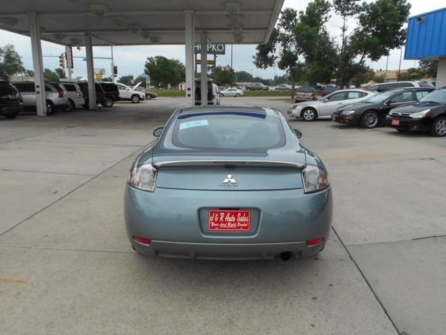 Mitsubishi Eclipse 2008 photo 2