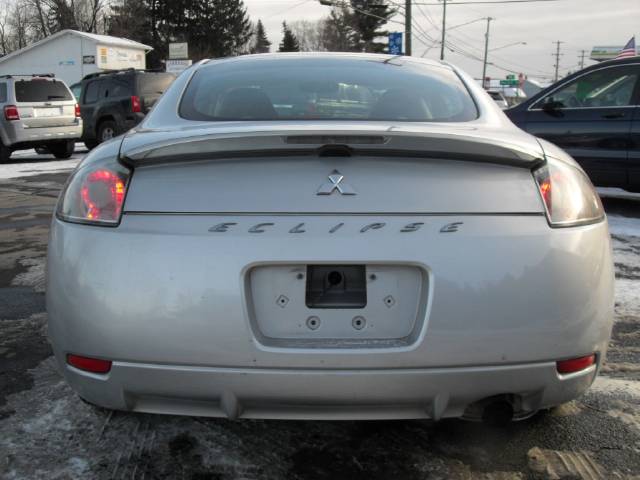 Mitsubishi Eclipse 2008 photo 3