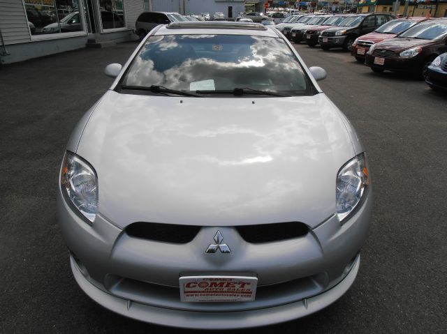 Mitsubishi Eclipse 2008 photo 10