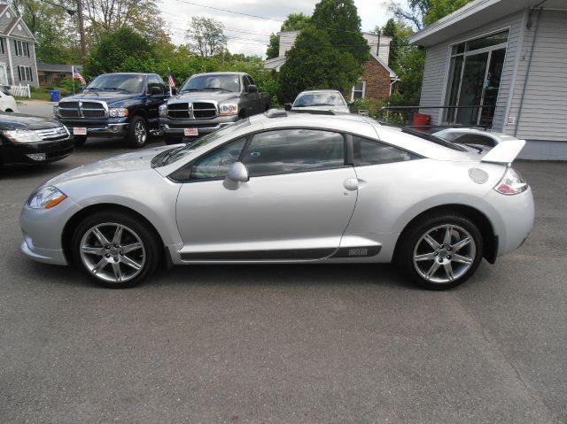 Mitsubishi Eclipse 2008 photo 6