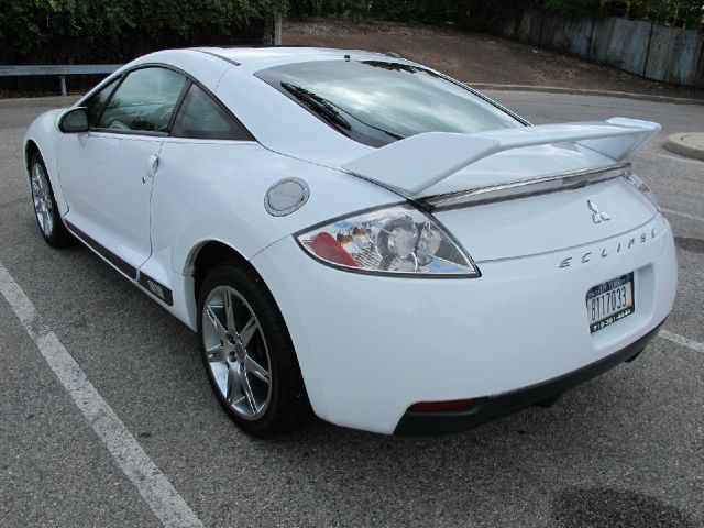 Mitsubishi Eclipse 2008 photo 3