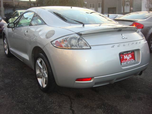 Mitsubishi Eclipse 2008 photo 2