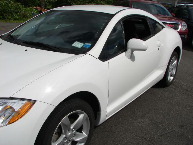 Mitsubishi Eclipse 2008 photo 5