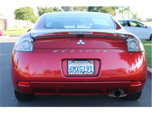 Mitsubishi Eclipse 2008 photo 2