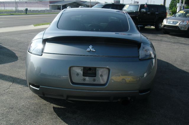 Mitsubishi Eclipse 2008 photo 14