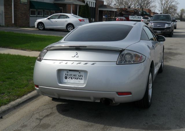 Mitsubishi Eclipse 2008 photo 3