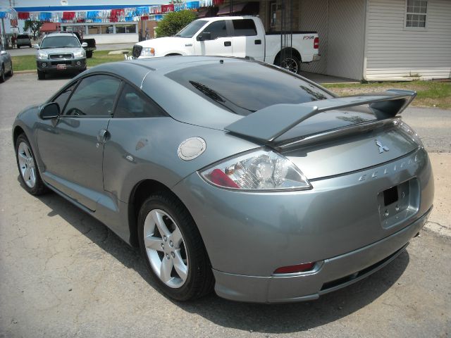 Mitsubishi Eclipse 2008 photo 8