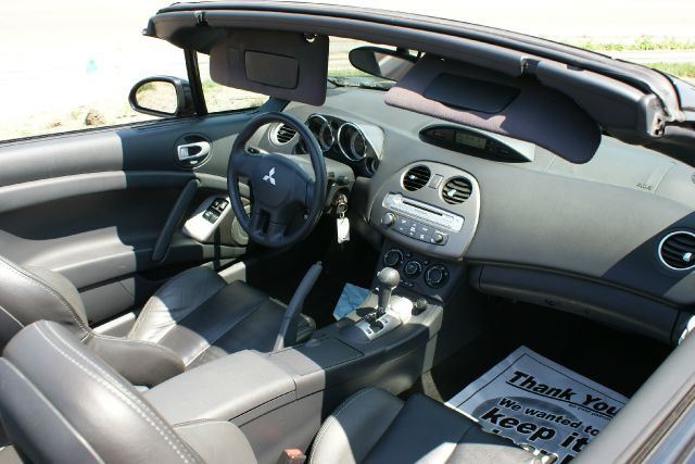 Mitsubishi Eclipse 2008 photo 13