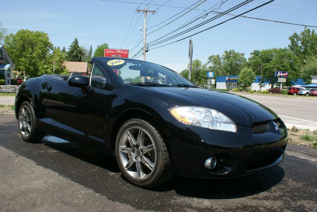 Mitsubishi Eclipse 2008 photo 14