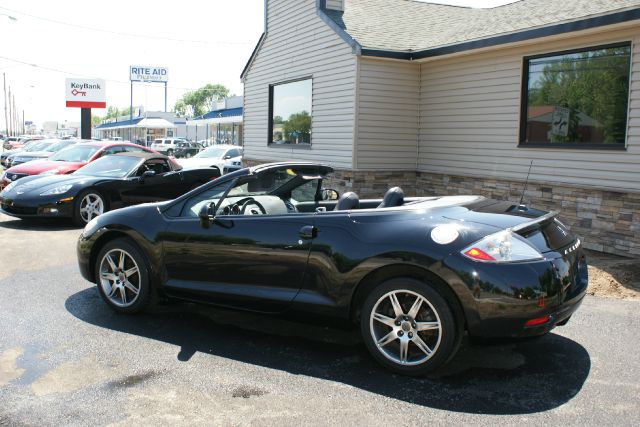 Mitsubishi Eclipse 2008 photo 7