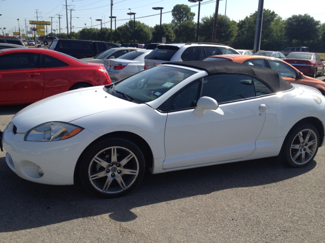 Mitsubishi Eclipse 2008 photo 2