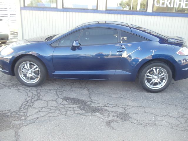 Mitsubishi Eclipse 2009 photo 2