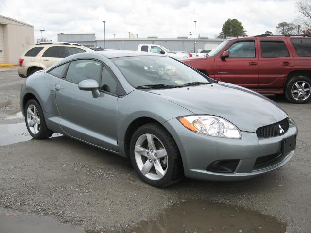 Mitsubishi Eclipse 2009 photo 4