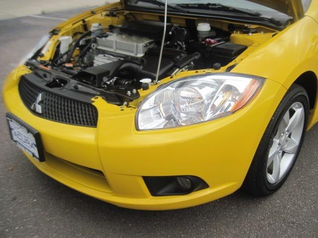 Mitsubishi Eclipse 2009 photo 2