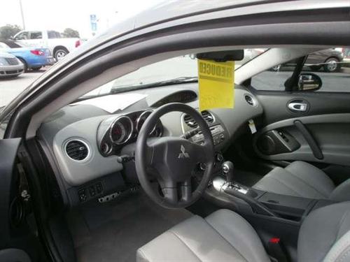 Mitsubishi Eclipse 2011 photo 4