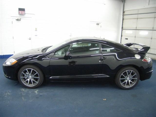 Mitsubishi Eclipse 2011 photo 1