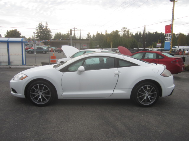 Mitsubishi Eclipse 2012 photo 1