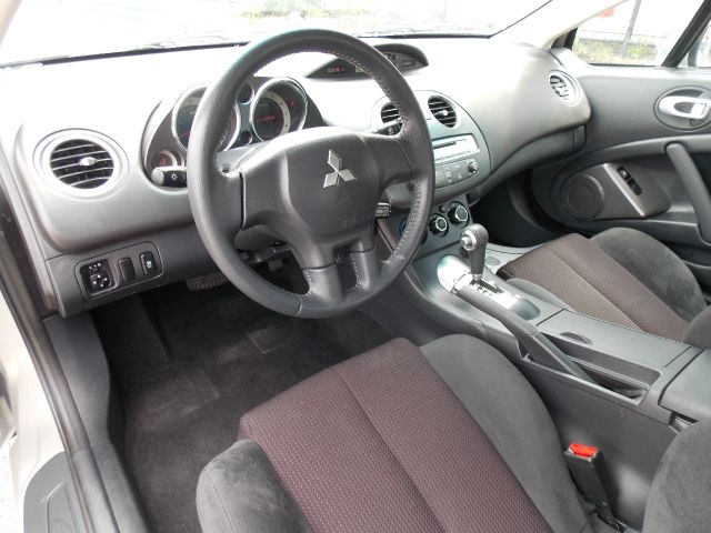 Mitsubishi Eclipse 2012 photo 25