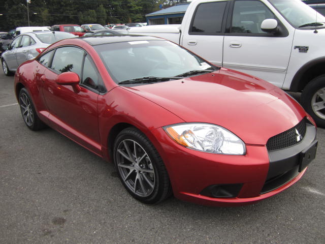 Mitsubishi Eclipse 2012 photo 2