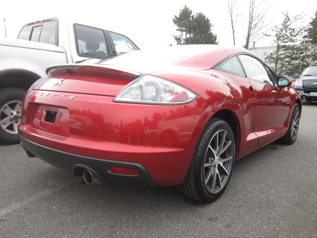 Mitsubishi Eclipse 2012 photo 3