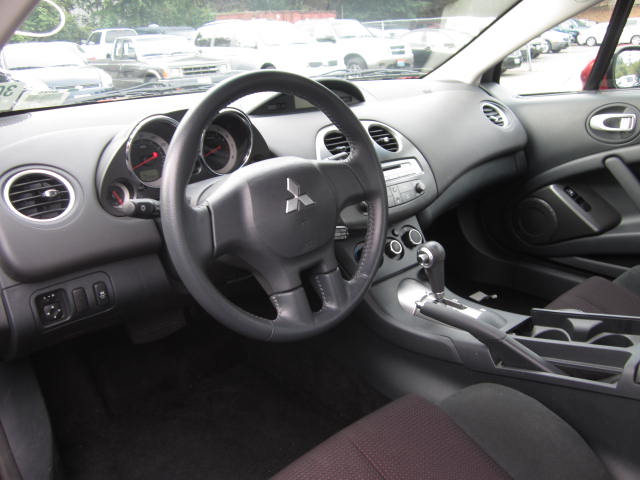 Mitsubishi Eclipse 2012 photo 5