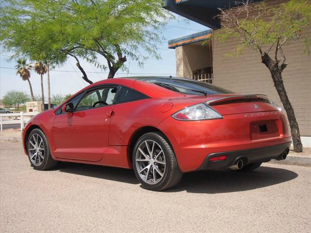 Mitsubishi Eclipse 2012 photo 2