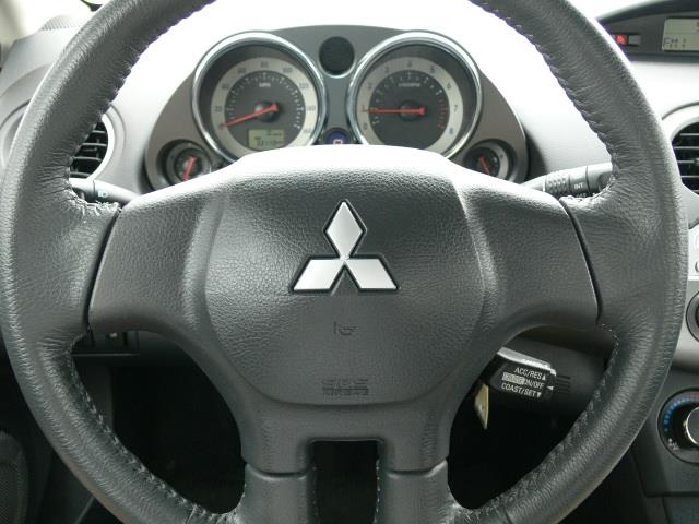 Mitsubishi Eclipse 2012 photo 13