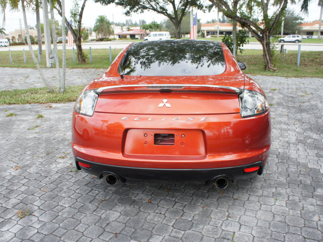 Mitsubishi Eclipse 2012 photo 3