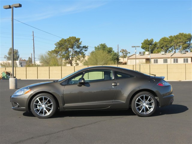 Mitsubishi Eclipse 2012 photo 2