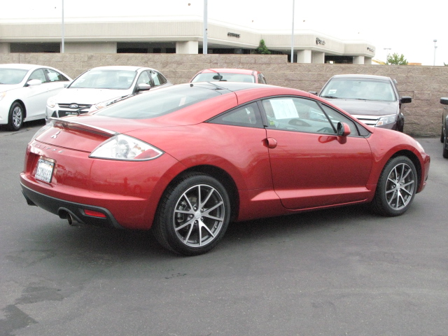 Mitsubishi Eclipse 2012 photo 4