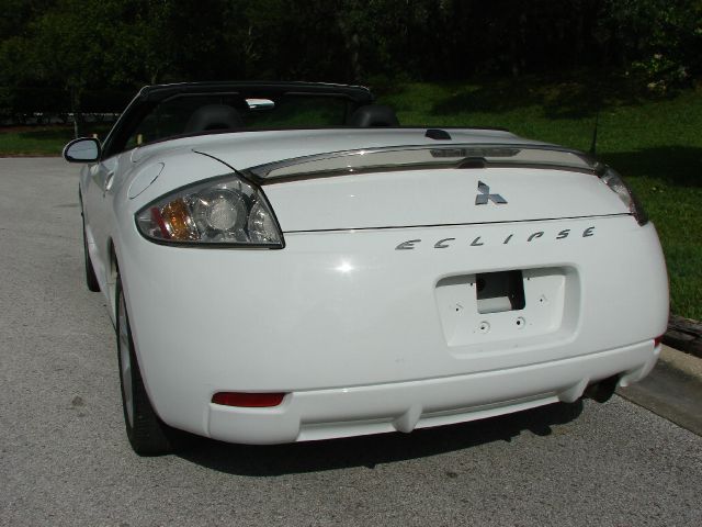 Mitsubishi Eclipse Spyder 2008 photo 2