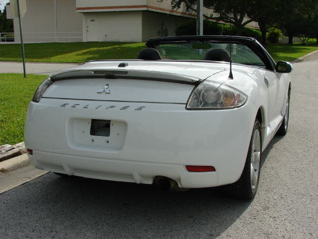 Mitsubishi Eclipse Spyder 2008 photo 27