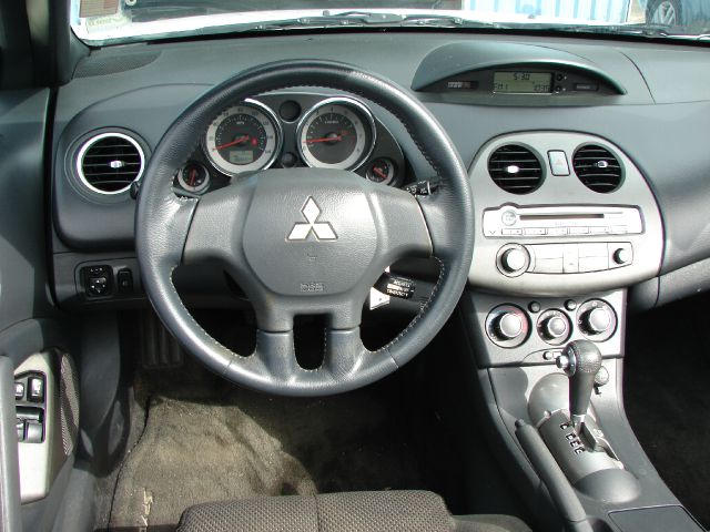 Mitsubishi Eclipse Spyder 2008 photo 28