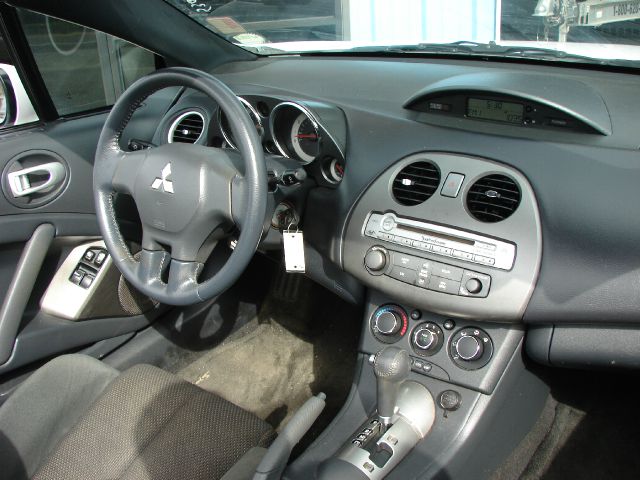 Mitsubishi Eclipse Spyder 2008 photo 35