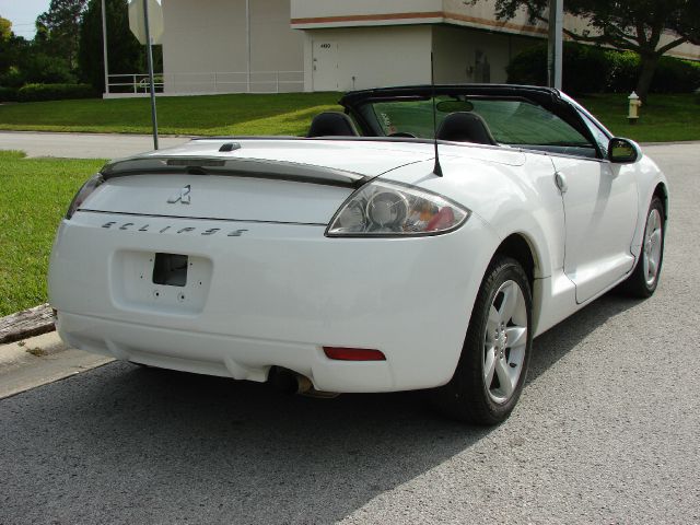 Mitsubishi Eclipse Spyder 2008 photo 49