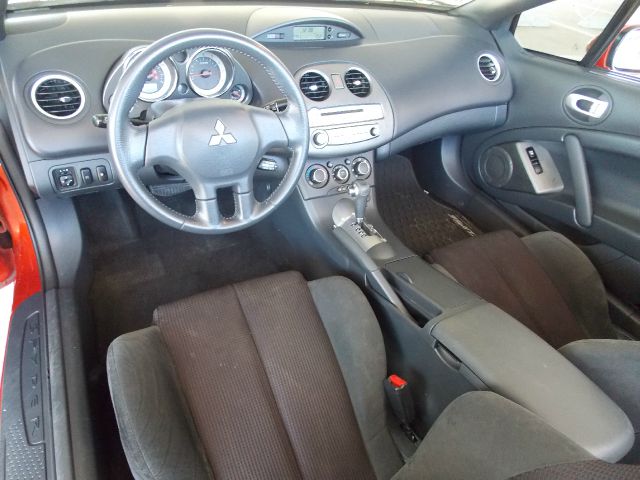 Mitsubishi Eclipse Spyder 2009 photo 28