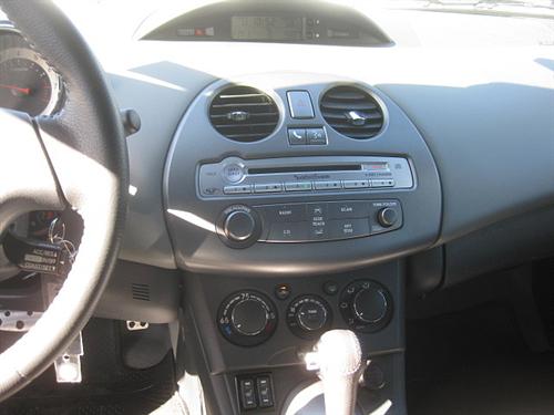 Mitsubishi Eclipse Spyder 2010 photo 2