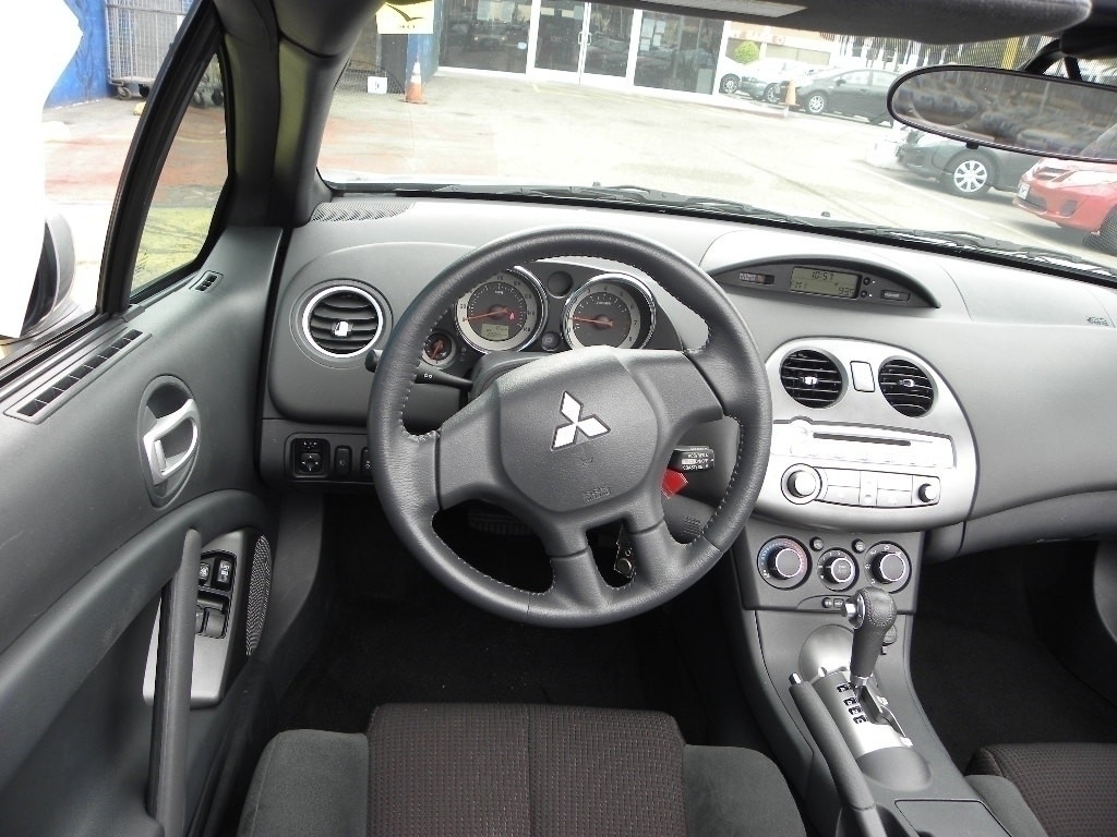 Mitsubishi Eclipse Spyder 2012 photo 5